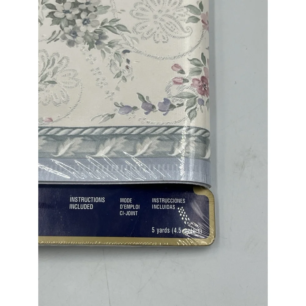 ViNtage Mirage prepasted Wallpaper Border Blue / Pink Flowers 5 yards NEW